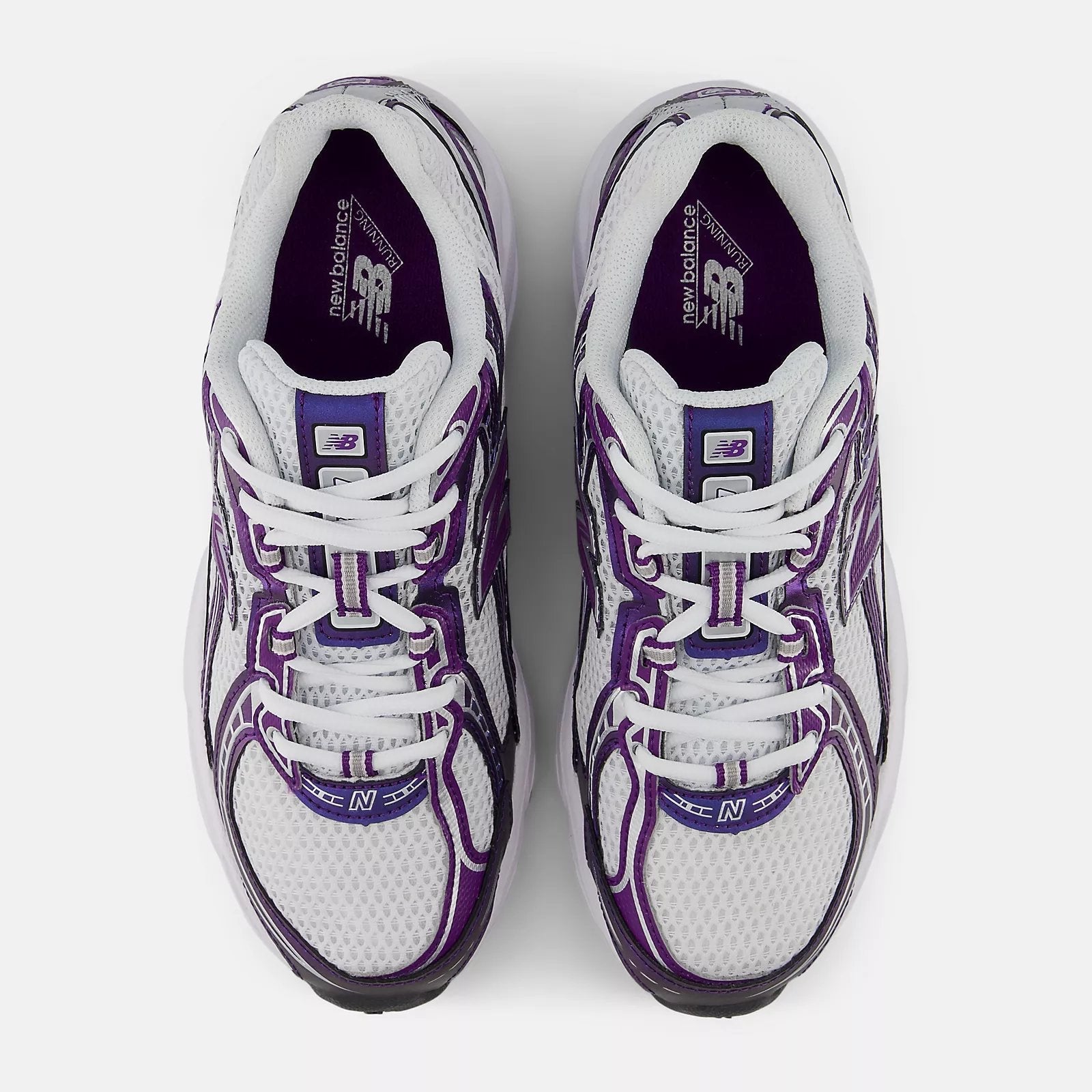 Women’s New Balance 740 Retro Trainers