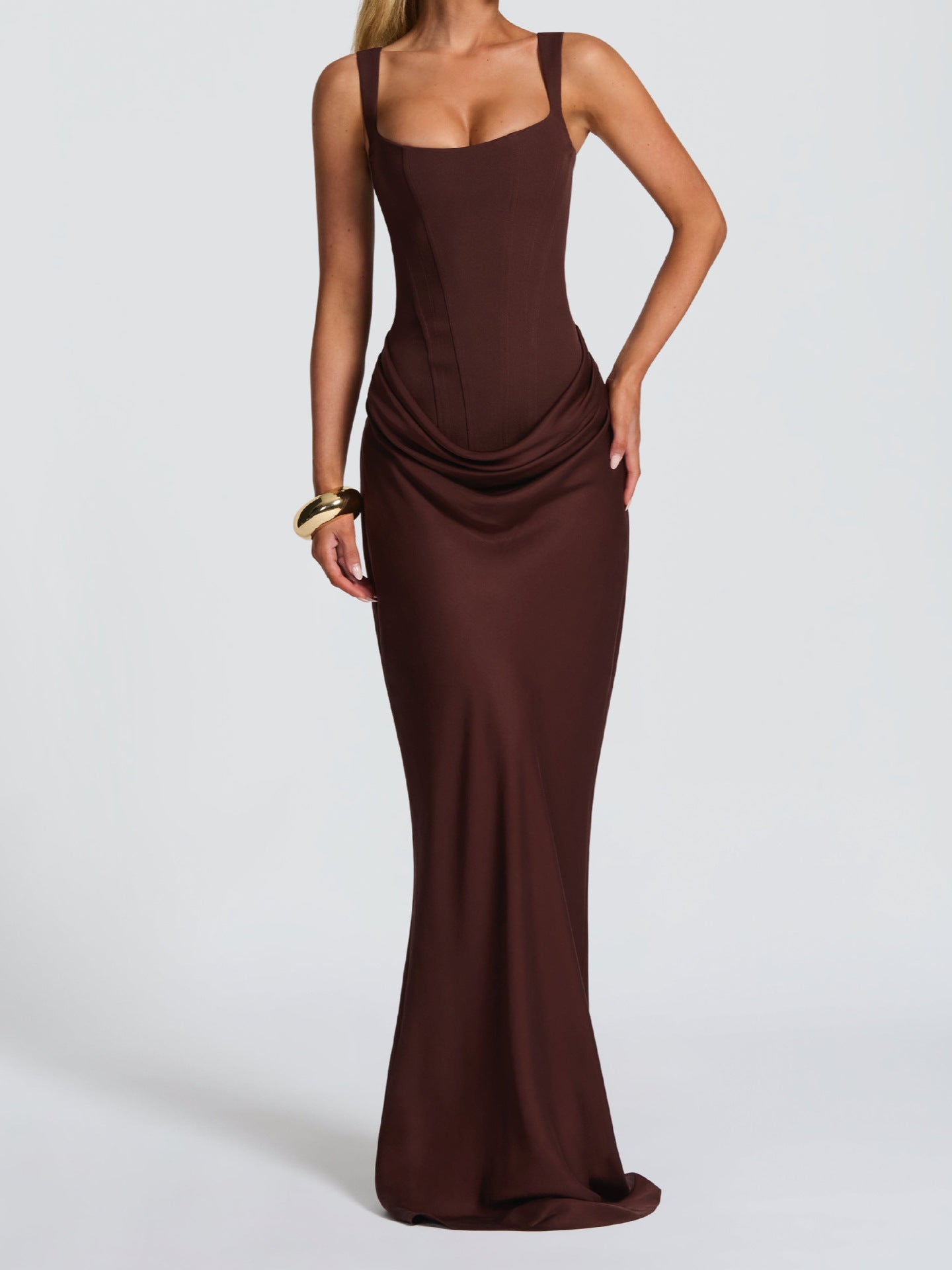 Robe longue sirène froncée sans manches pour femme, idéale pour les fêtes et les banquets