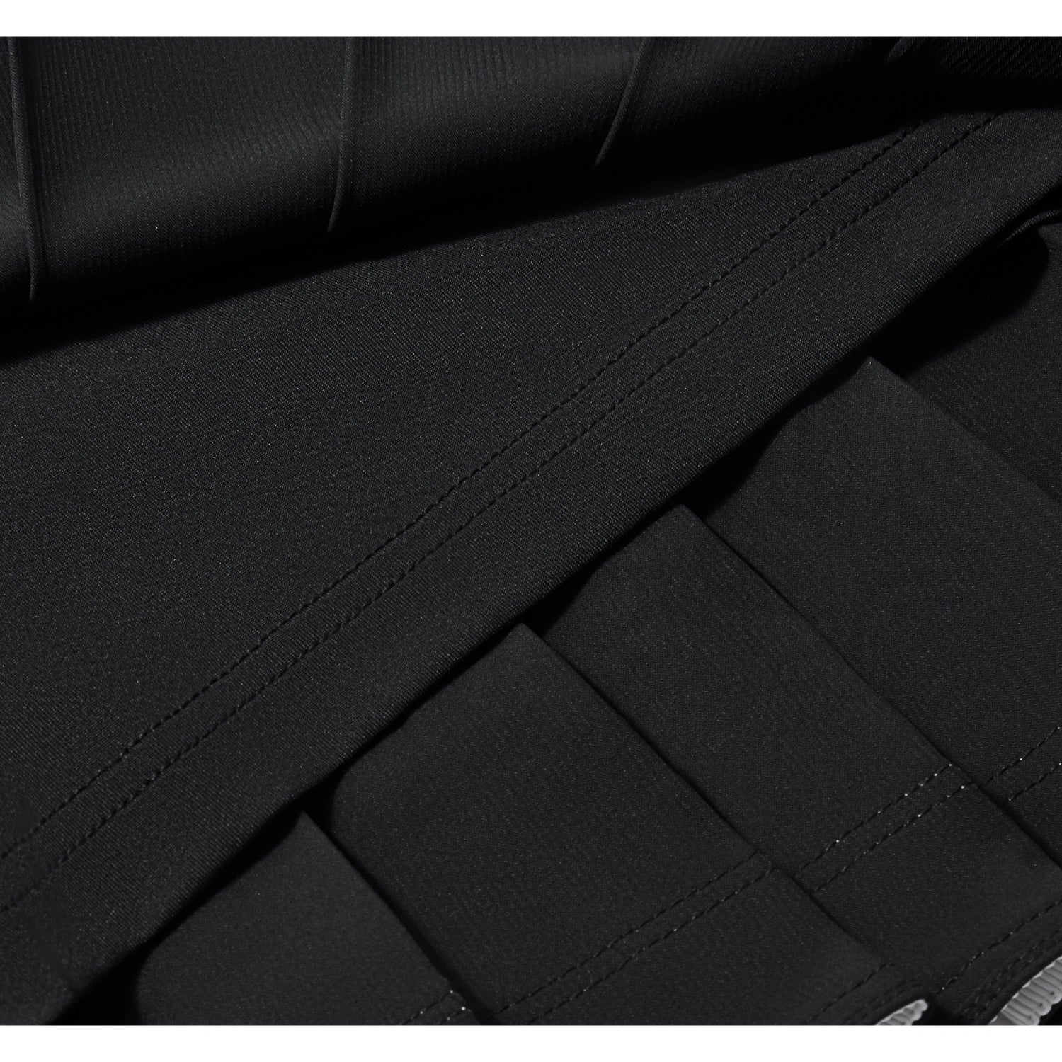 J.Lindeberg Harlow Golf Skirt with stripe hem and integrated inner shorts.